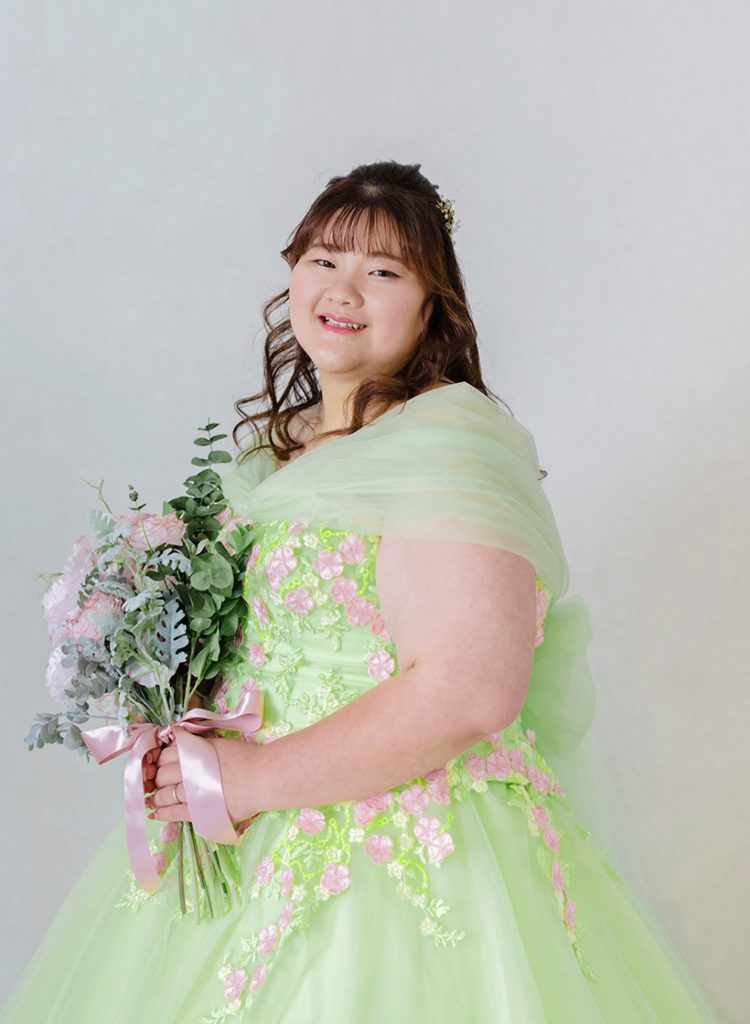 ドレス：グリーン